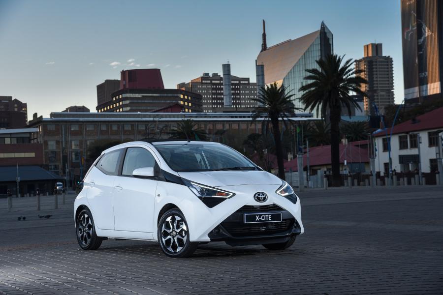  Toyota Aygo x-cite 5-Door 2018 года  (ZA) (фото 17 из 41)
